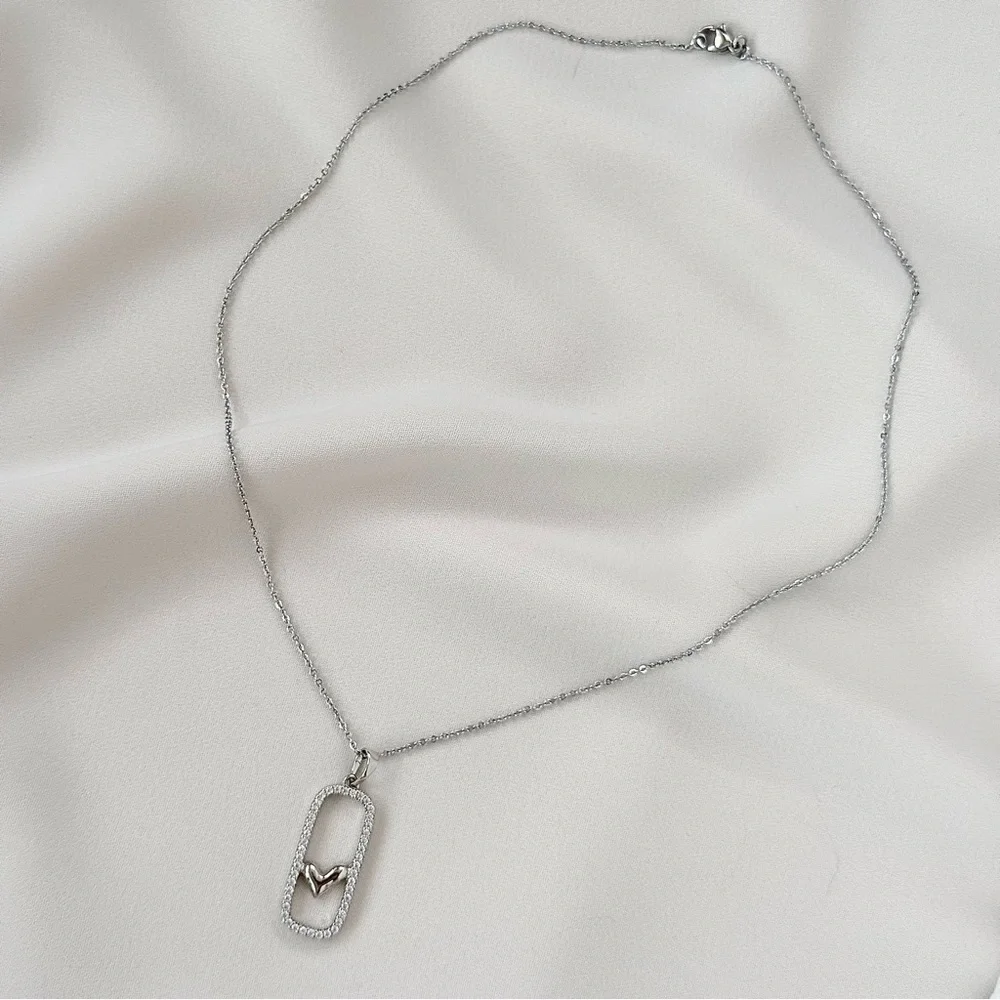 Dainty Platinum Plated Geometric Rectangle Frame Heart Pendant Necklace